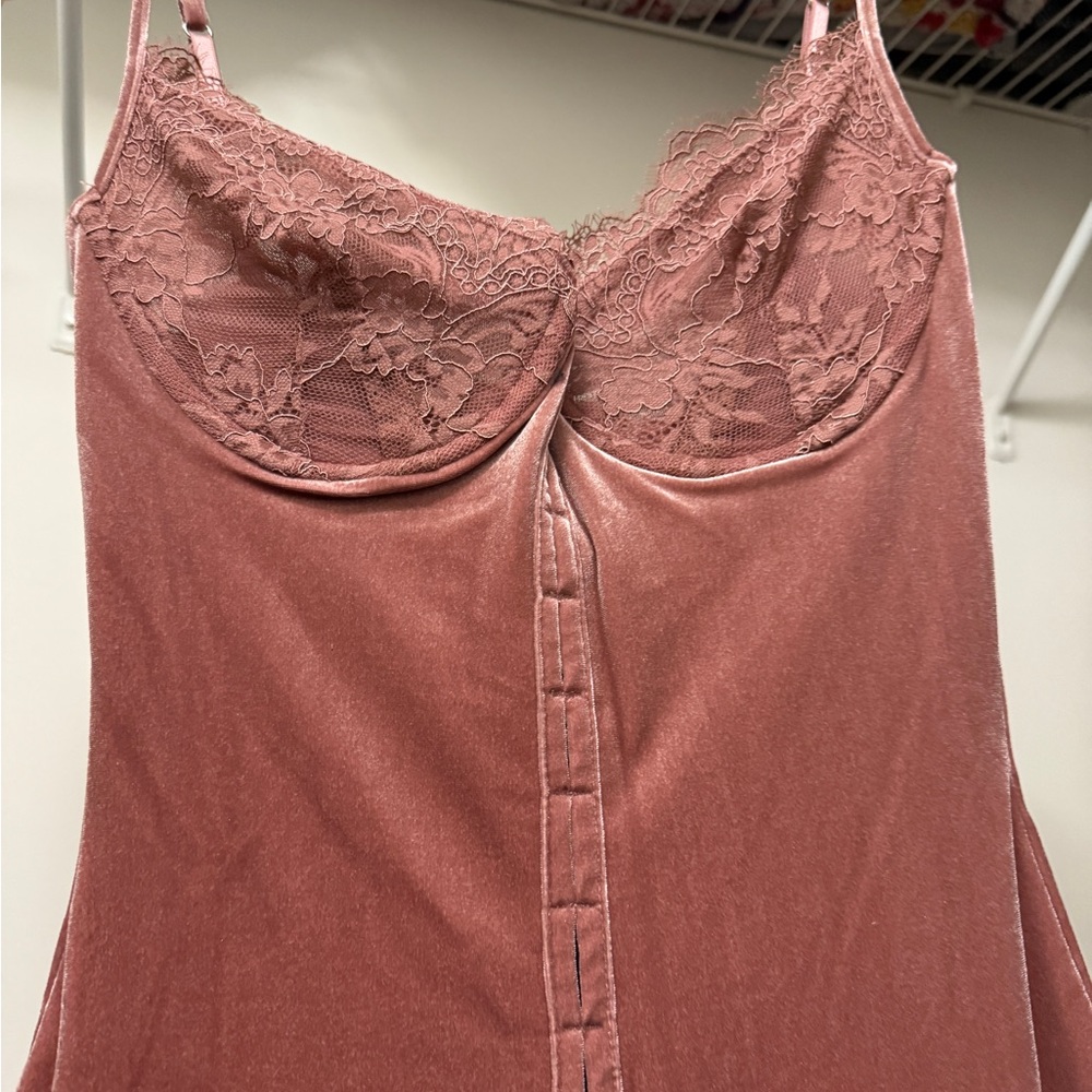 House of CB Soft Pink Velvet Midi Dress - Picture 3 of 3